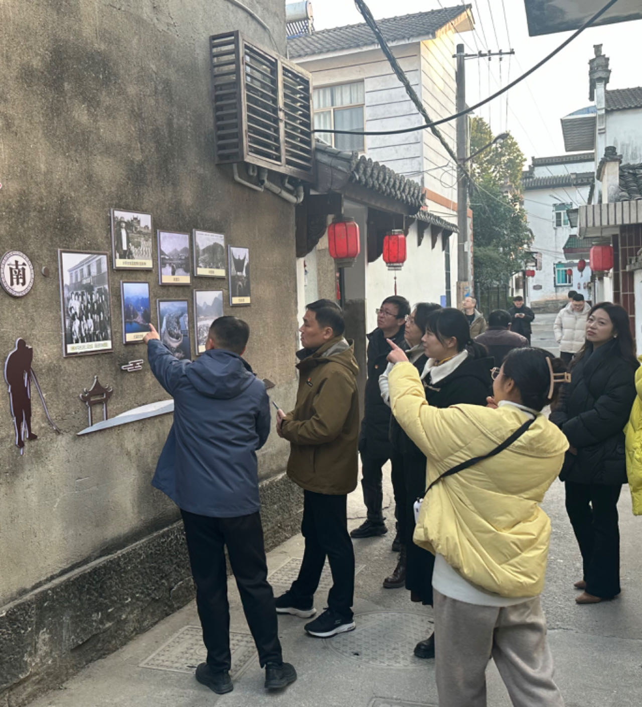 屯溪區(qū)國投集團黨委舉辦2024年黨務(wù)工作者培訓班